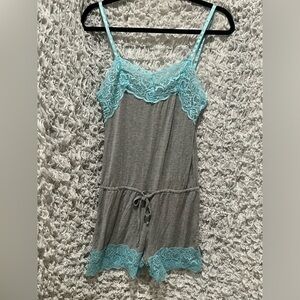 Macbeth Collection ONCE UPON A DREAM, GRAY ROMPER WOMEN SIZE M